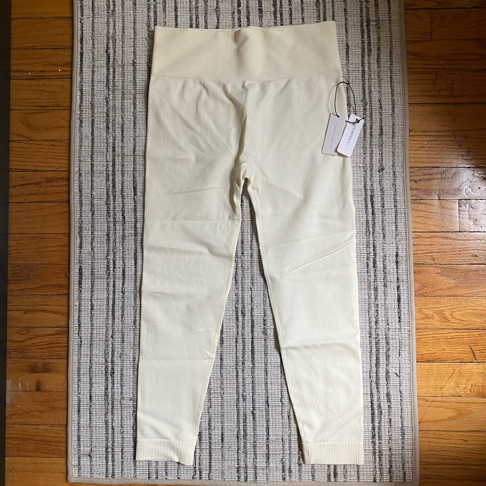 NEW WeWoreWhat Seamless Leggings